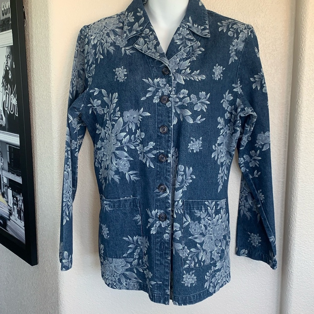 DENIM & CO denim jacket, bleach stencil white  flowers, buttons, pockets M - Picture 4 of 17